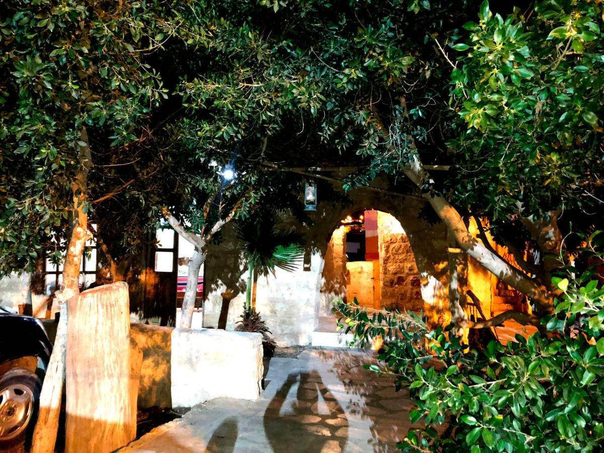 The Orient Home Wadi Musa Exterior photo